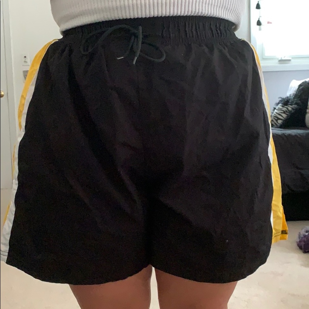 RAGGED PRIEST shorts